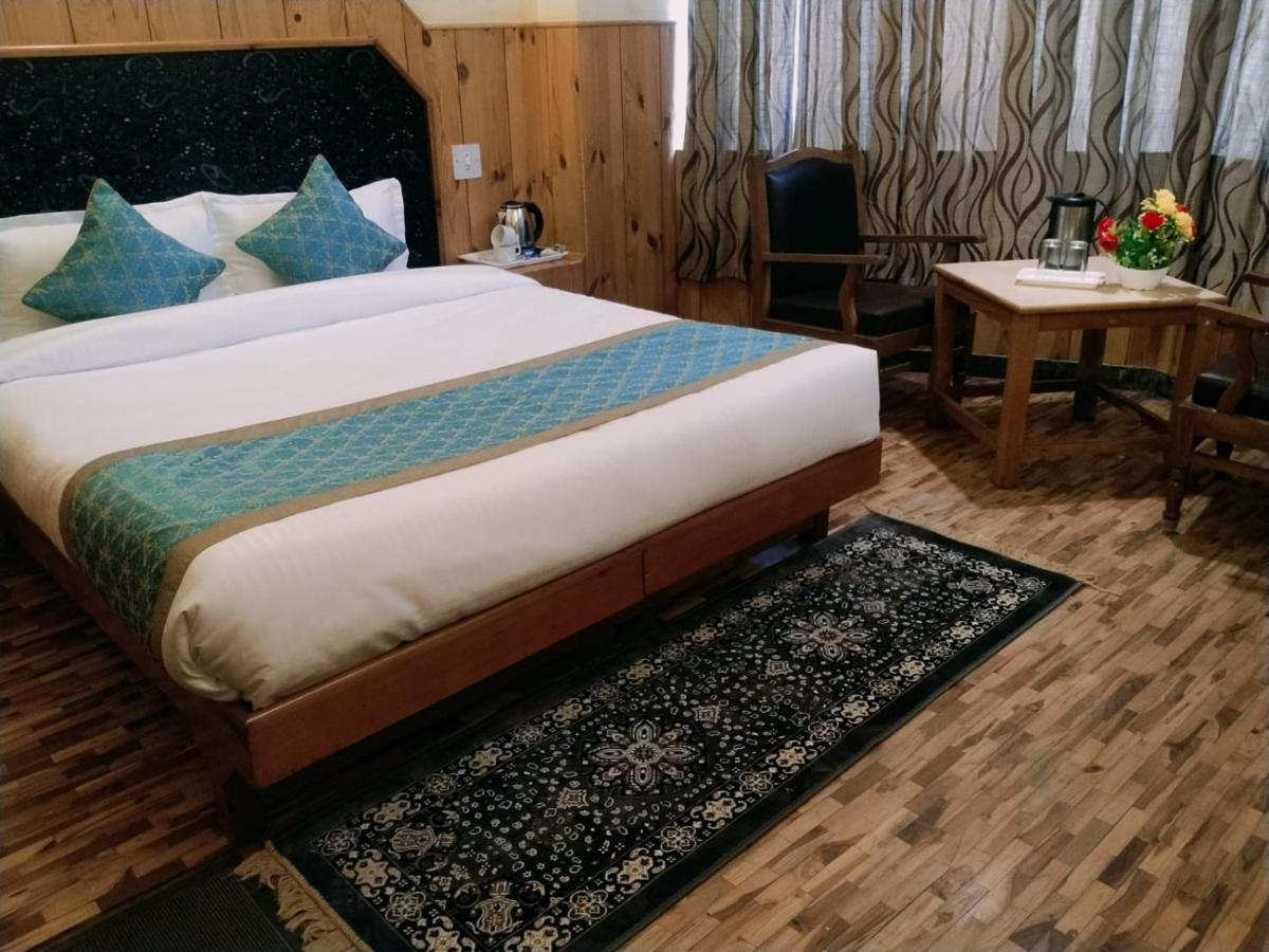 Hotel Yak Manāli Exteriér fotografie