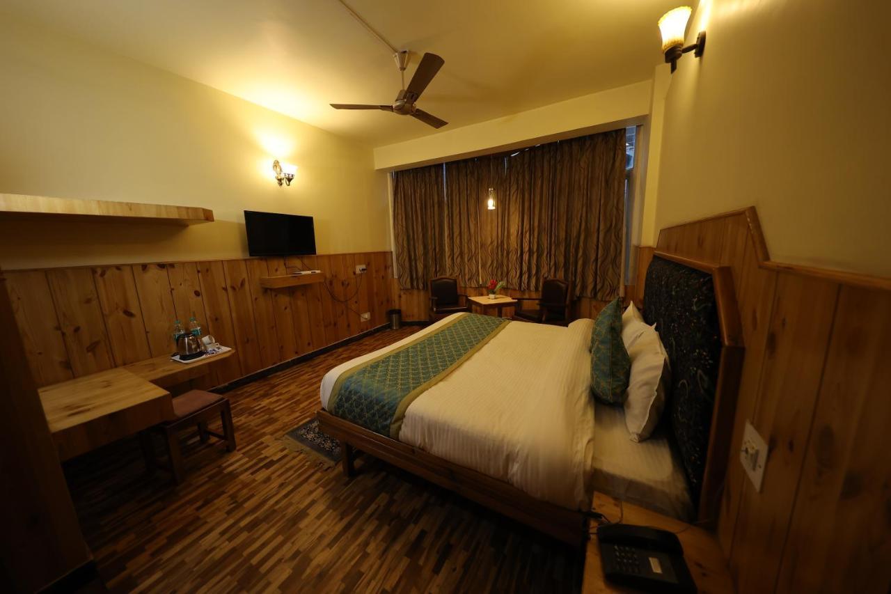 Hotel Yak Manāli Exteriér fotografie